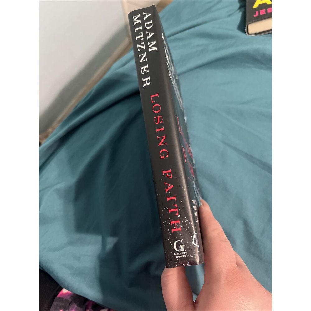 Losing Faith by Adam Mitzner‎ (2015, Hardcover) - Picture 4 of 4